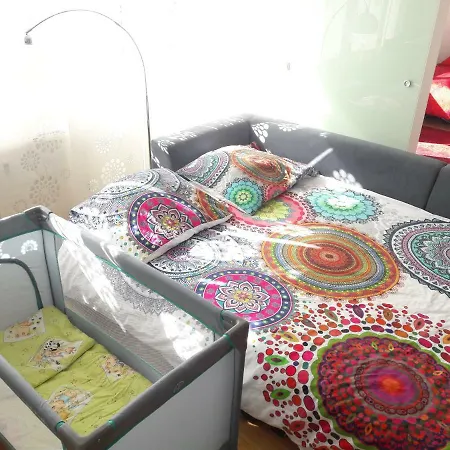 Bright With Terrace Apartman