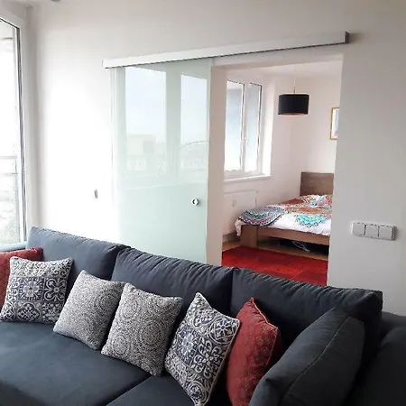 Bright With Terrace Apartman *