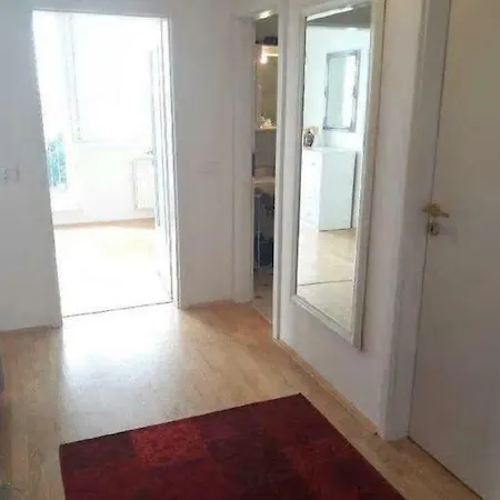 Apartman Bright With Terrace Prága